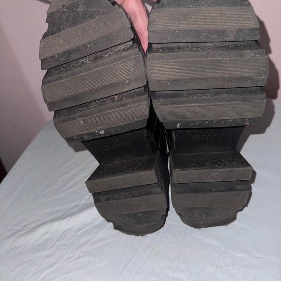 GANNI Cleated Heeled Mid Chelsea Boots in Black Naplack GUC - Picture 7 of 14